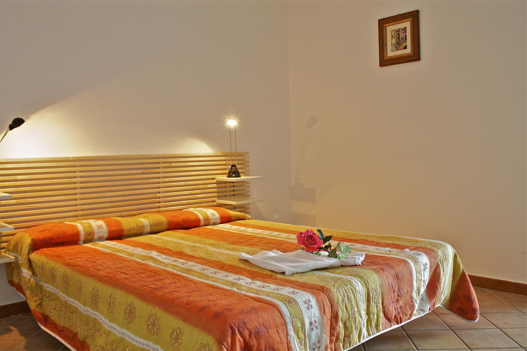 Residence Sol Levante Frascati Δωμάτιο φωτογραφία